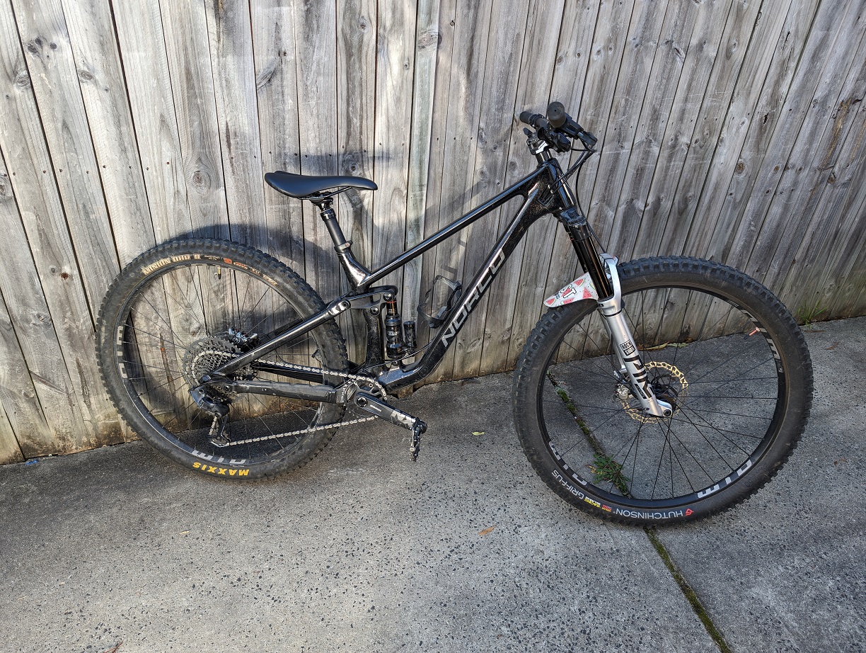 Upper Mountain Bikes - Bike: Norco Optic